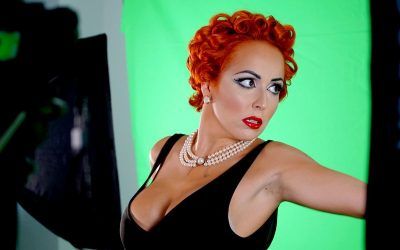Roxanne Fumero protagoniza el spot oficial de Santa Cruz Cómic 2021