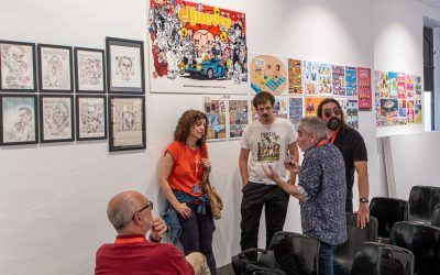 Los artistas invitados de ‘El Jueves’ preparan su debate de este viernes en la sala de exposición dedicada a la revista