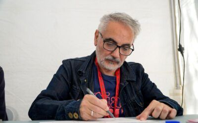 Santa Cruz Cómic organiza dos sesiones de firmas en la Plaza del Príncipe este sábado
